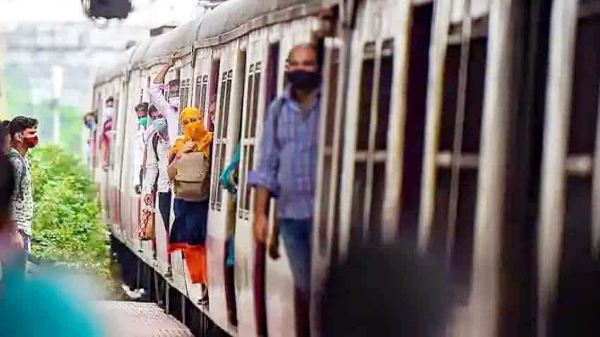 Mumbai Local: लोकल ट्रेन सर्विस देने के लिए BMC लेगी प्राइवेट हॉस्पिटल की मदद, जानें क्या है मामला 