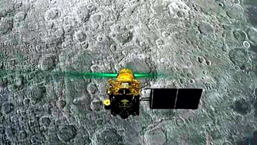 चंद्रयान-2 की शानदार सफलता, चांद पर पानी के कण का लगाया पता, जानें कैसे हुआ खुलासा