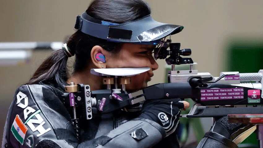 Tokyo Paralympics: अवनि की वर्ल्ड रिकॉर्ड शूटिंग, जीता गोल्ड, डिस्कस और जेवलिन थ्रो में सिल्वर-ब्रॉन्ज भी अपना