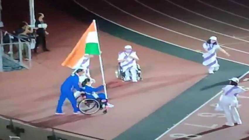 Tokyo Paralympics 2020: क्लोजिंग सेरेमनी में भारत की बेटी अवनि लेखरा ने लहराया तिरंगा, आपको गर्व से भर देगा यह वीडियो