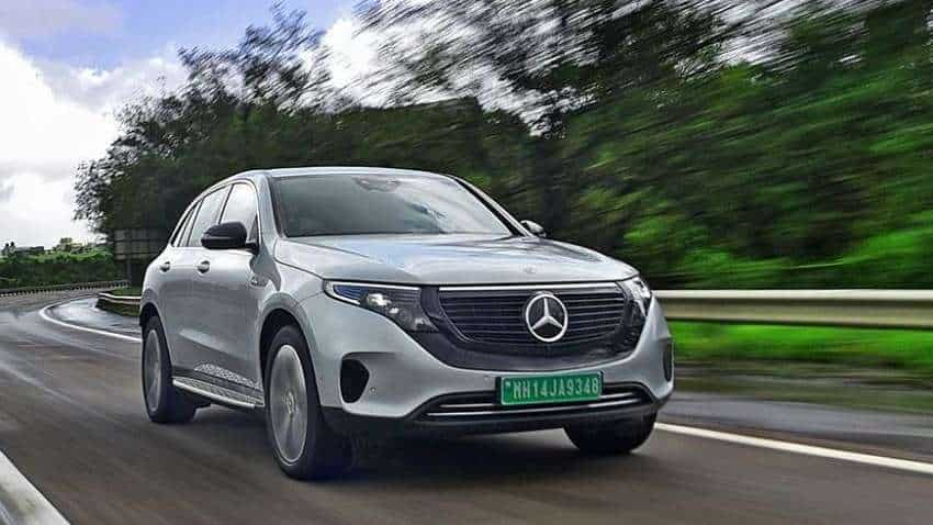 Mercedes-Benz ने भारत में इस EV कार के लिए बनाई तगड़ी रणनीति, सभी डीलरशिप पर इलेक्ट्रिक SUV EQC की बिक्री का एलान