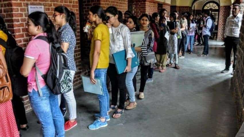 Admission in Delhi University: डीयू एंट्रेंस एग्जाम के लिए NTA ने जारी किए एडमिट कार्ड, जानें कब होगी परीक्षा