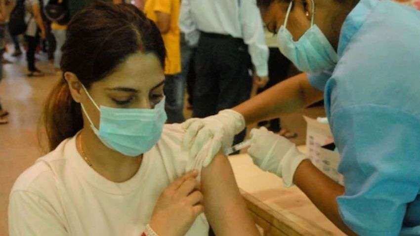 Corona Vaccination: देश की कम से कम 66 फीसदी वयस्क आबादी को दी जा चुकी है वैक्सीन की एक डोज, जानें ताजा अपडेट