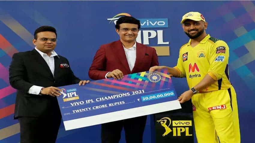 IPL Prize Money: DHONI की टीम को मिले 20 करोड़, KKR पर भी हुई पैसों की बारिश, जानें किसे क्या मिला
