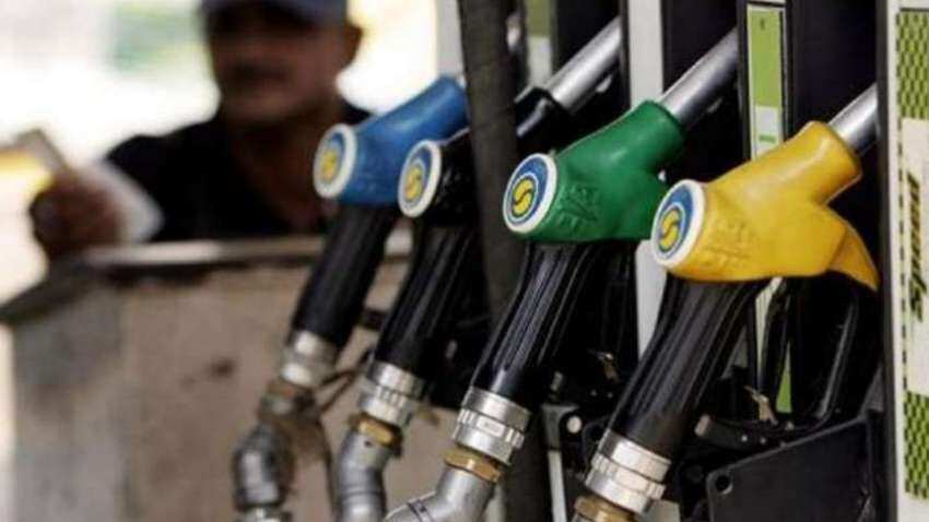 Petrol 5 रुपए, Diesel 10 रुपए सस्ता होगा, दिवाली पर मिला देशवासियों को बंपर गिफ्ट, एक्साइज ड्यूटी में हुई कटौती