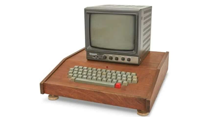 ₹2.97 करोड़ में बिका Apple का पहला कंप्यूटर, Steve Jobs और Wozniak ने 45 साल पहले किया था तैयार