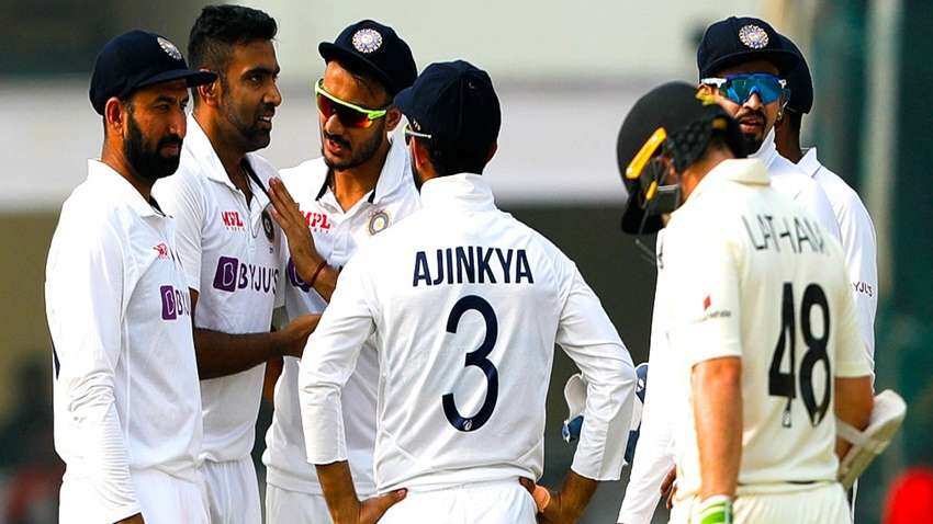 IND vs NZ : Ashwin ने तोड़ा हरभजन सिंह का ये बड़ा रिकॉर्ड, सबसे ज्यादा विकेट लेने वाले बने तीसरे भारतीय गेंदबाज