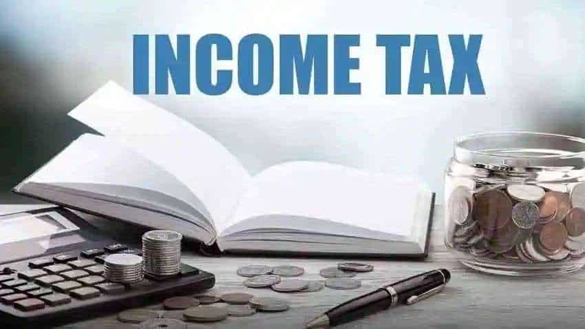 Income Tax Return: आप भी भर रहे हैं आयकर रिटर्न? आधार कार्ड से आईटीआर को इस तरह करें लिंक
