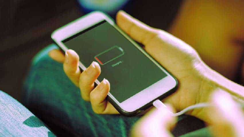 Smartphone Tip: स्मार्टफोन की बैटरी लाइफ बढ़ा देंगे ये तरीके! 