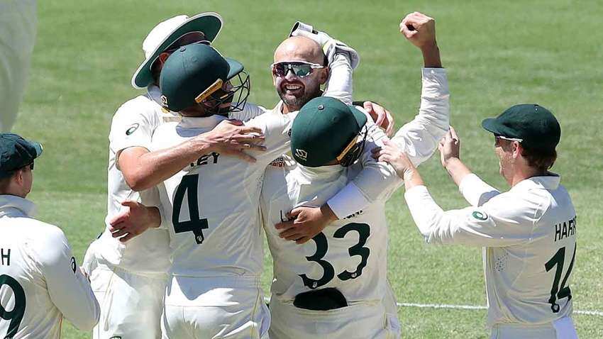 AUS vs ENG: ऑस्ट्रेलिया ने जीता पहला टेस्ट, इंग्लैंड को 9 विकेट से दी पटखनी, नाथन लायन ने बनाया रिकॉर्ड