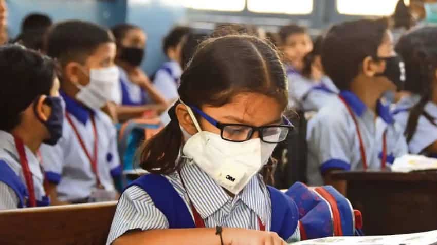 बढ़ती ठंड के कारण दिल्ली में नर्सरी से 5वीं क्लास के स्कूल बंद, 15 जनवरी तक का सरकार ने दिया आदेश