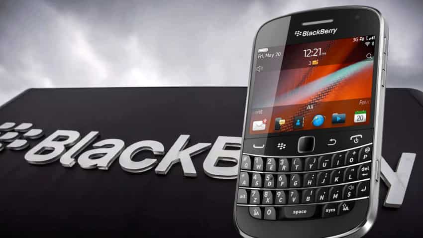'बेकार' हो गए BlackBerry के पॉपुलर मोबाइल फोन, अब न कॉल होगी न मैसेज, जानिए क्यों सब कुछ हुआ बंद?