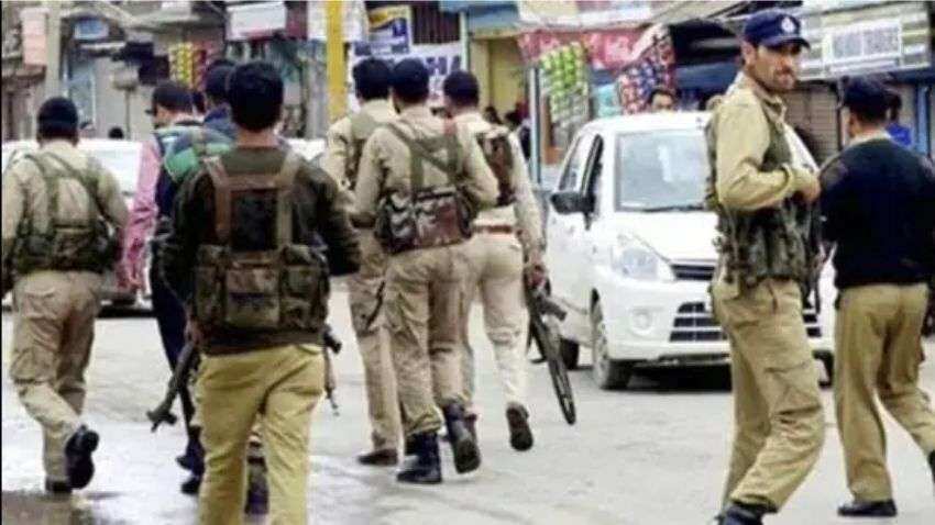 J&K Constable Recruitment 2022: 2700 पदों के लिए निकली वैकेंसी, चेक करें क्वालिफिकेशन और सैलरी