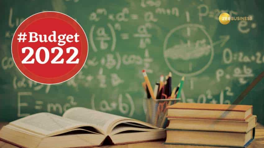 Budget 2022 in Hindi: शिक्षा को लेकर वित्त मंत्री का बड़ा ऐलान, डिजिटल यूनिवर्सिटी की होगी स्थापना