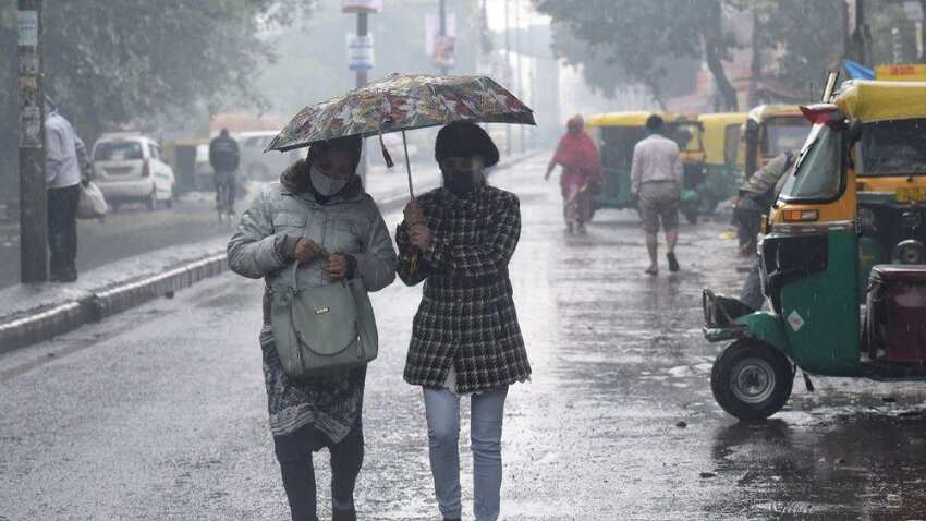Delhi-NCR में अगले दो दिनों तक होगी झमाझम बारिश, बढ़ेगी ठिठुरन, गिरेगा तापमान- IMD ने जारी किया अलर्ट