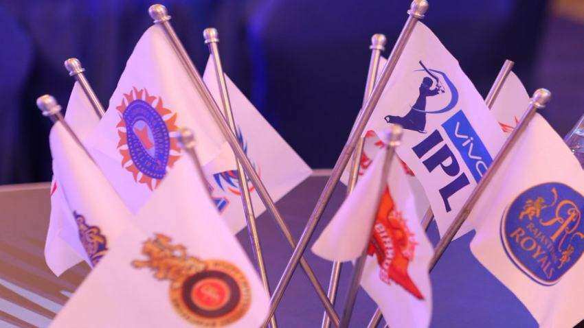 IPL 2022 Auction: किस टीम के पास बचा है कितना पैसा, जानिए दूसरे दिन कितने बजे शुरू होगी नीलामी, ऐसे देखें लाइव