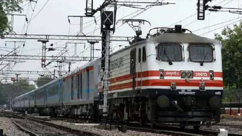 रेलवे ने रद्द की 276 ट्रेनें, लिस्ट हुई जारी, आपकी भी है ट्रेन तो किराया होगा वापस