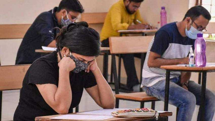 NEET UG 2022: नीट परीक्षा में भाग लेने वाले कैंडीडेट्स के लिए बड़ी खबर, सरकार ने ऊपरी आयु सीमा को हटाया