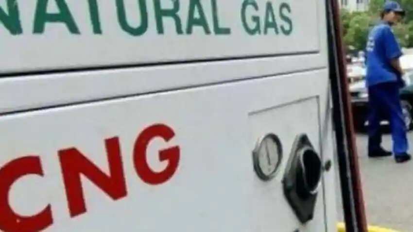 CNG Price Hike: Adani Gas ने बढ़ाए सीएनजी के भाव, आज से 2 रुपए महंगी होगी गैस, जानिए नई कीमत