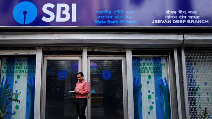 SBI Alert! एटीएम से निकालने जा रहे हैं पैसे? जानें से पहले पढ़ ले ये जरूरी नियम- बैंक ने बताई टिप्स