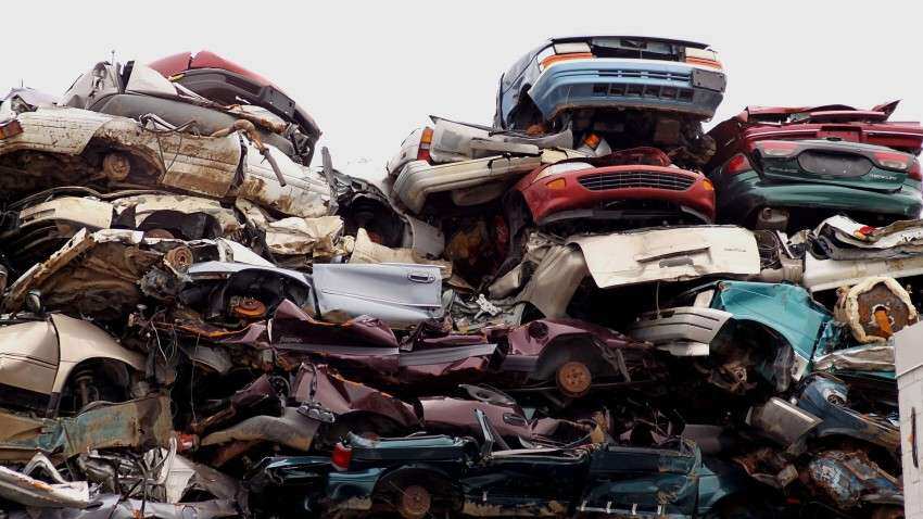 1 अप्रैल से लागू हो जाएगी Vehicle Scrapping Policy, इन वाहनों के लिए जरूरी होगा फिटनेस टेस्ट