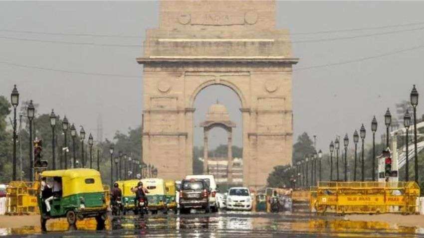 Weather Forecast: दिल्ली में कल पड़ सकती है रिमझिम फुहार, अगले दो दिन गर्मी से राहत के आसार
