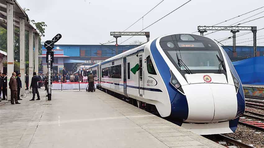 Vande Bharat Express: पटरियों पर दौड़ लगाएगी स्लीपर वंदे भारत, टेंडर जारी कर रेलवे ने दी ये खास जानकारी