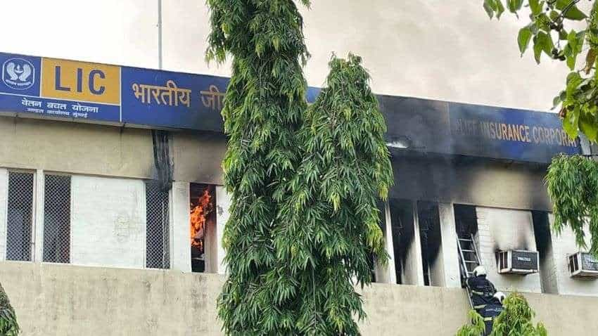 Fire at LIC office: मुंबई ऑफिस में आग की घटना पर बयान, कहा- कस्टमर सर्विसेज में नहीं होगी कोई दिक्कत 