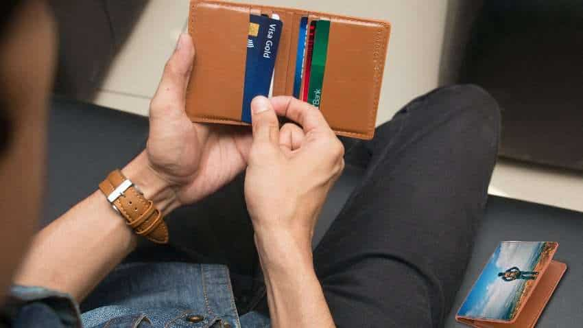 Best Credit Cards: फिल्म देखने का रखते हैं शौक? इस्तेमाल करें 5 बेस्ट क्रेडिट कार्ड्स, मिलते हैं बढ़िया डिस्काउंट और कैशबैक