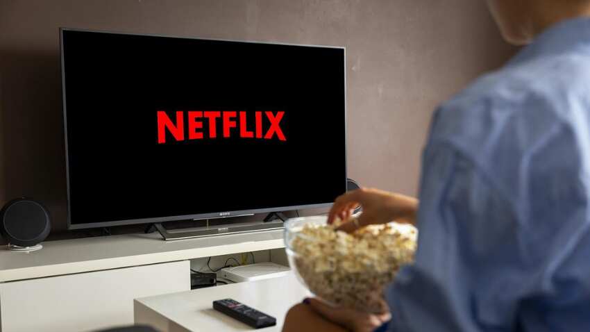 लाइवस्ट्रीम होंगे कॉमेडी स्पेशल और अनस्क्रिप्टिड शो, Netflix लेकर आ रहा है एंटरटेनमेंट का नया तड़का