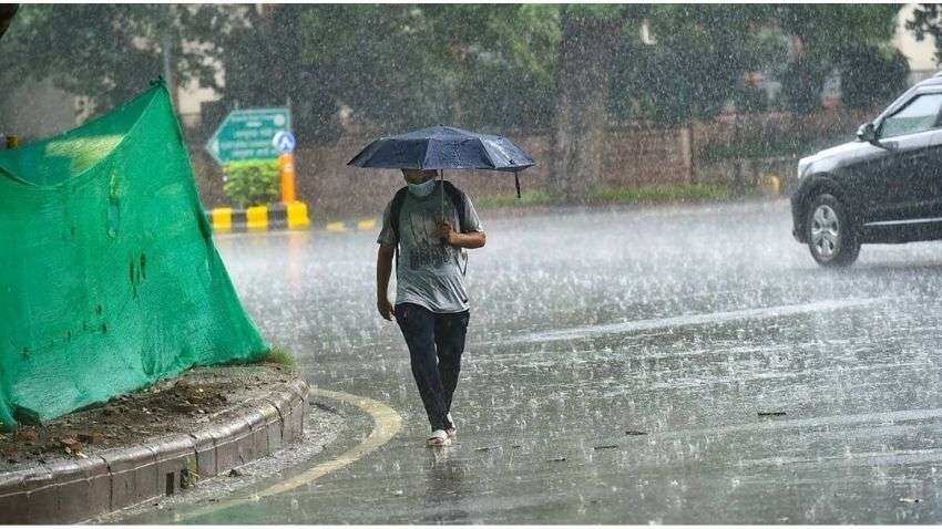 Weather Updates: दिल्ली में आज हो सकती है हल्की बारिश, इन राज्यों में भी है वर्षा की संभावना