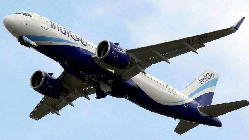 ...हवा में आमने-सामने आए IndiGo के दो प्लेन, अटक गई यात्रियों की सांसें, फिर चला DGCA का 'डंडा'