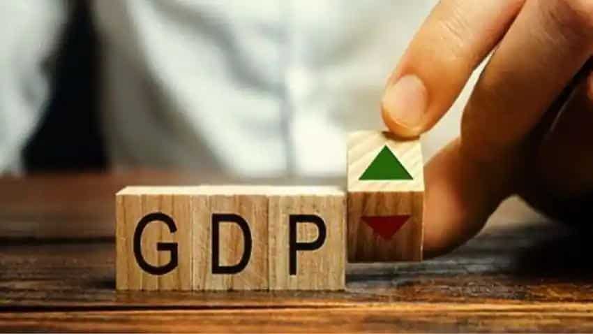 India Q4 GDP: चौथी तिमाही में 4.1 फीसदी की ग्रोथ रेट से बढ़ी इकोनॉमी, दिख रहे आर्थिक सुधार के संकेत