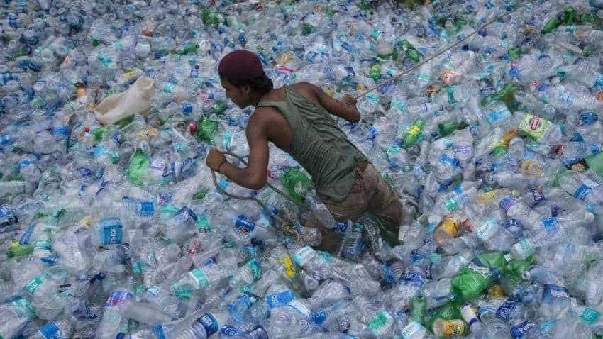 Single Use Plastic Ban: 1 जुलाई से प्लास्टिक की इन चीजों के इस्तेमाल पर लगेगी पाबंदी, पकड़े गए तो खैर नहीं