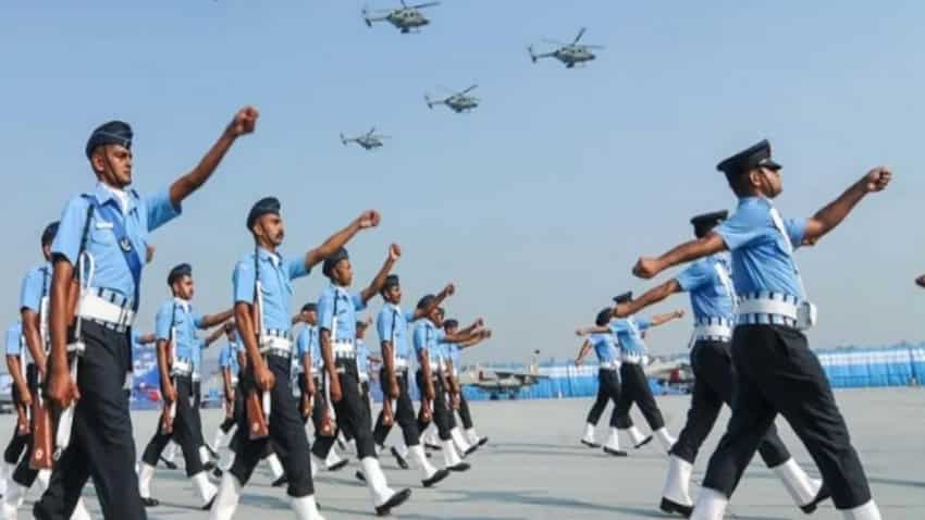 IAF Agnipath Recruitment: वायुसेना ने 'अग्निपथ' योजना में भर्ती के लिए जारी किए विवरण, जानिए सैलरी, छुट्टी, ट्रेनिंग से लेकर सबकुछ