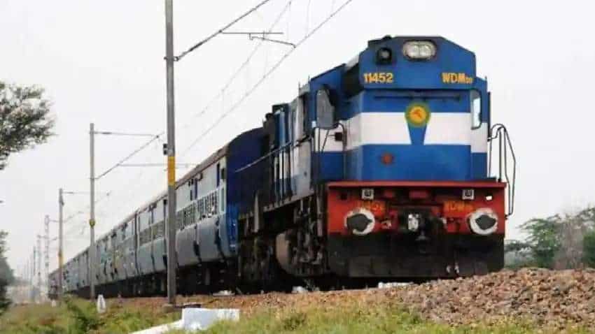 Cancelled Train List: रेल में सफर करने से पहले ध्यान दें! आज रेलवे ने रद्द की 170 ट्रेनें, 19 ट्रेनें डायवर्ट, चेक करें पूरी लिस्ट