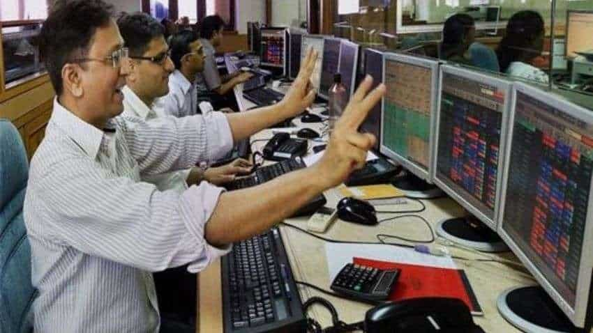 Share Market Outlook: बहुत जल्द 61 हजारी हो सकता है सेंसेक्स, महंगाई से राहत के बीच है कमाई का शानदार मौका