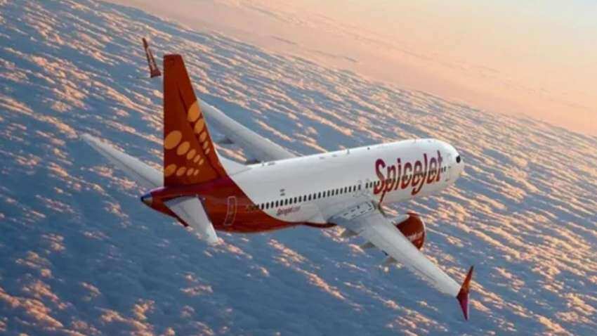 DGCA on SpiceJet Pilot:  DGCA ने  स्पाइसजेट पायलट पर लिया कड़ा एक्शन, चेतावनी नजरअंदाज करने पर 6 महीने के लिए लाइसेंस सस्पेंड