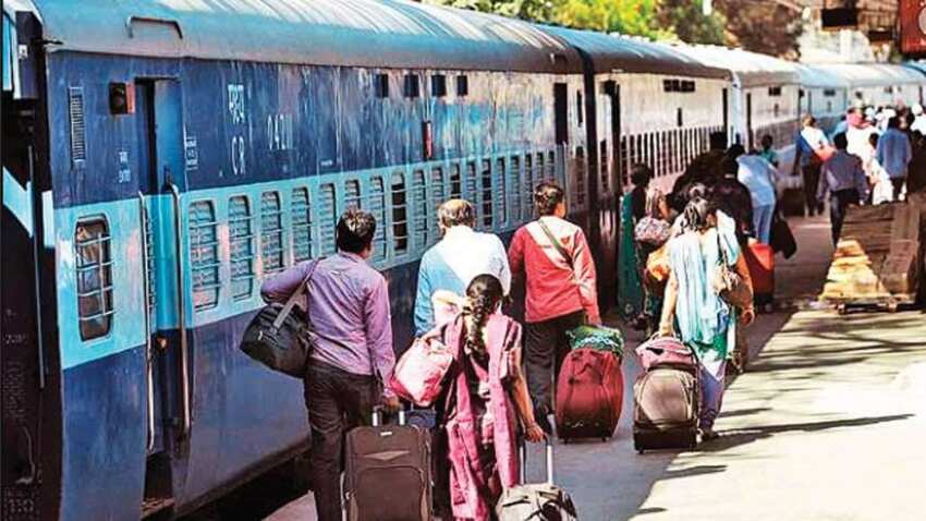 Indian Railways: रेल यात्रियों के लिए बड़ी खबर! स्टेशन जानें से पहले चेक करें स्टेटस, रेलवे ने कैंसिल की कई ट्रेनें