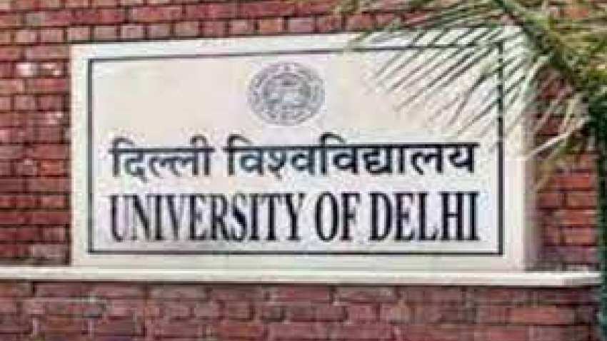 DU Admissions 2022: डीयू एडमिशन के लिए 1 लाख से ज्यादा मिले आवेदन, इस तारीख को आ सकती है पहली कट ऑफ लिस्ट