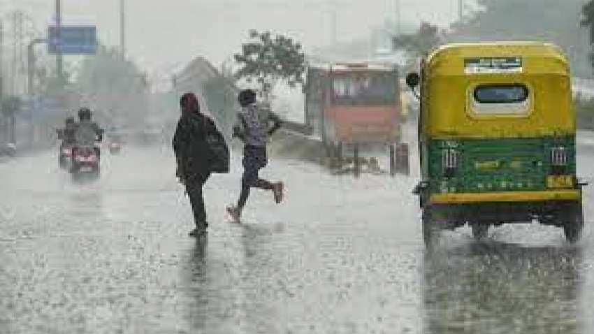 Delhi-NCR weather update: 24 घंटे में रिकॉर्ड तोड़ बारिश; स्कूल बंद रखने का आदेश,  येलो अलर्ट जारी