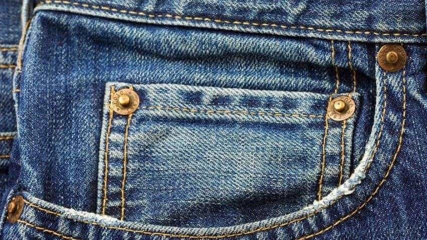 आप जो जीन्स पहनते हैं उसकी राइट साइड में छोटी पॉकेट क्यों होती है? दिलचस्प कहानी जानकर हैरान हो जाएंगे