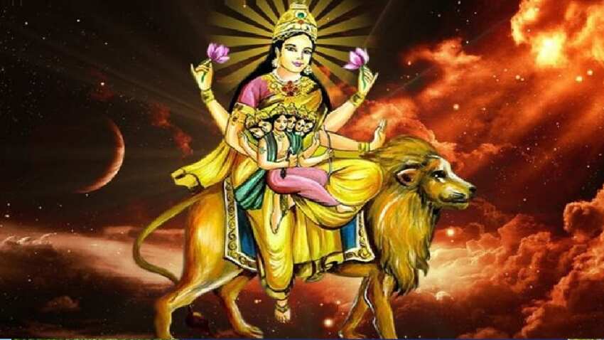 Shardiya Navratri Day 5: करियर और कारोबार में सफलता दिलाती हैं स्‍कंदमाता, नवरात्रि के पांचवें दिन ऐसे करें उनकी पूजा