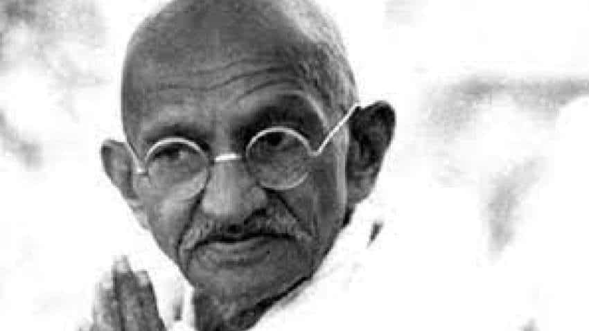 Mahatma Gandhi Jayanti: महात्मा गांधी की पुण्यतिथि, जानें कैसे बने राष्ट्रपिता और उनके जीवन से जुड़ी रोचक बातें