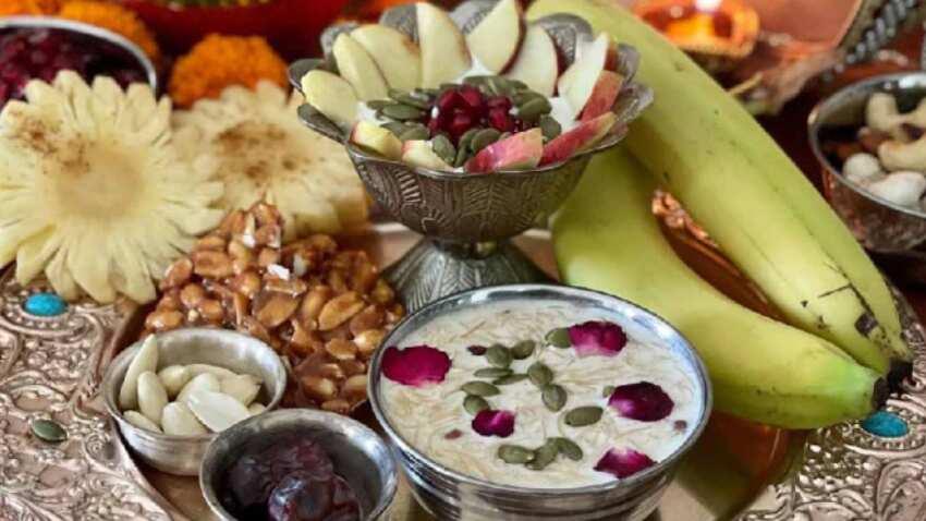 Karwa Chauth 2022 : करवाचौथ व्रत में भूख-प्‍यास रहेगी कंट्रोल, बस सरगी में शामिल कर लें ये 4 चीजें