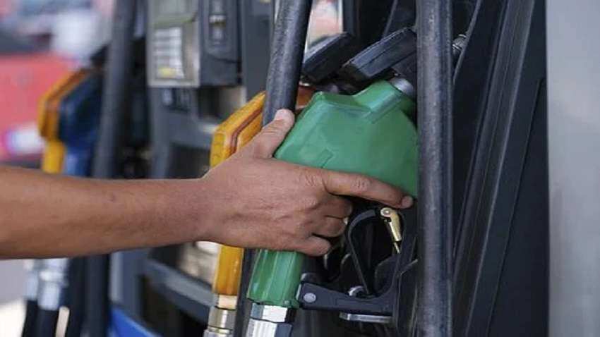 Petrol-Diesel Price Today: क्या पेट्रोल और डीजल की कीमतों में हुआ इजाफा? यहां जानें अपने शहर का ताजा भाव