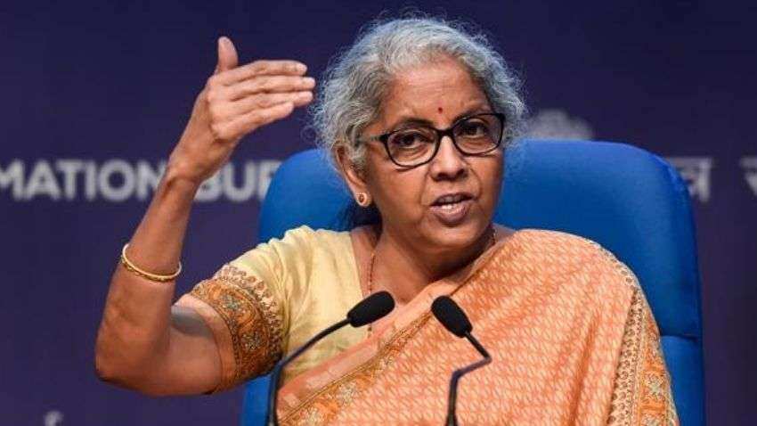 IMF के सामने वित्त मंत्री निर्मला सीतारमण ने कहा- ग्लोबल क्राइसिस के बावजूद तेजी से विकास करेगी इंडियन इकोनॉमी