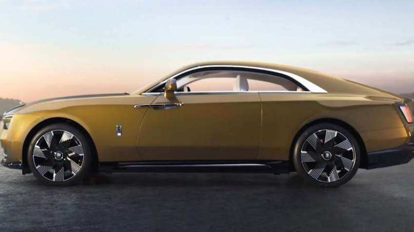 Rolls-Royce ने अपनी पहली इलेक्ट्रिक कार Spectre की कराई वर्ल्ड डेब्यू, 520 KM है रेंज, डिजाइन-फीचर्स कर देंगे हैरान