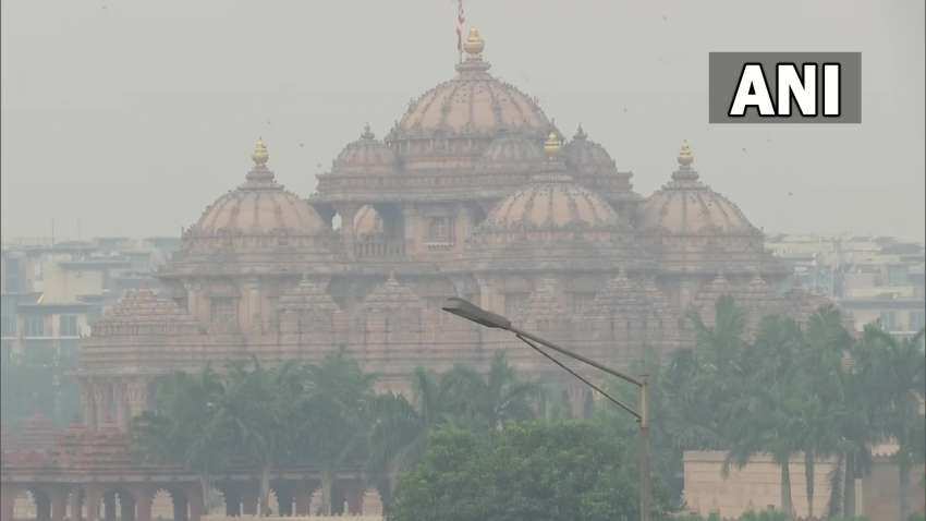 दमघोंटू हवा से दिल्लीवासी परेशान, कल से और खराब हो सकती है AQI, कई बीमारियों का खतरा