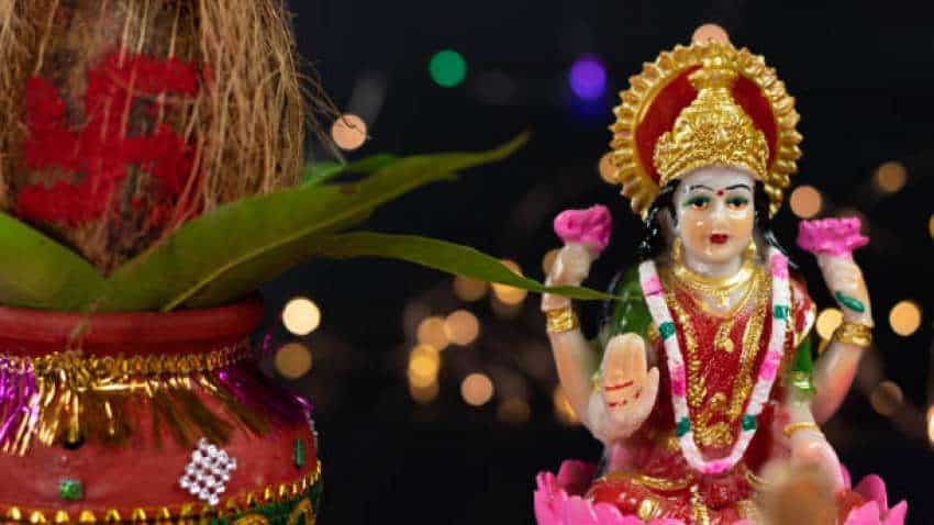Diwali 2022: दिवाली पर जानें लक्ष्मी-गणेश की पूजन का विधान, प्रसन्न होकर आएंगी मां लक्ष्मी